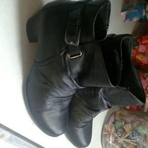 Ankle boots